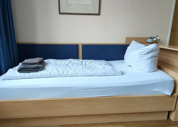 Hotell Hw - Haus Am Niederfeld Berlin